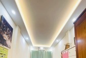 Cho thuê nhà trong Ngách Phố 8/3, Hai Bà Trưng-  40m/tầng, nhà 4 tầng , 2 ngủ, 3wc Giá 10,5tr